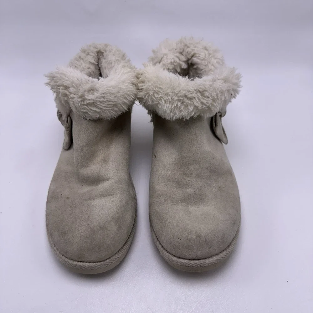 Makalu California Girls Winter Boots Size 2 Cream Faux Fur Bow Ankle Booties